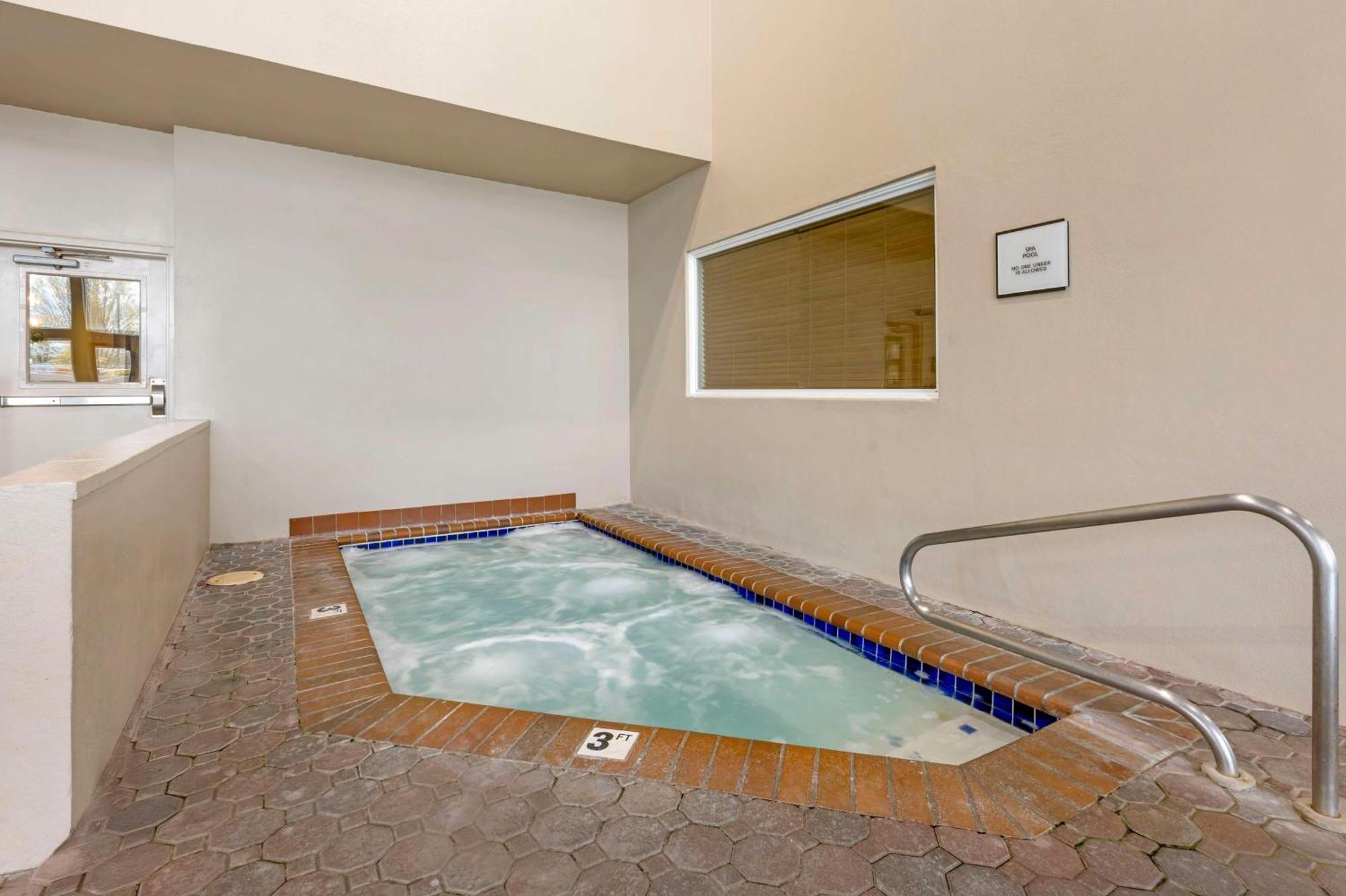 Best Western Plus Mill Creek Inn Salem Exterior foto